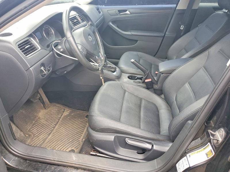 67404096 :رقم المزاد ، 3VWDP7AJ6CM337185 vin ، 2012 Volkswagen Jetta مزاد بيع