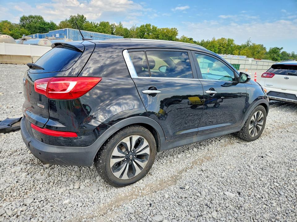 67691546 :رقم المزاد ، KNDPCCA68C7266873 vin ، 2012 Kia Sportage مزاد بيع