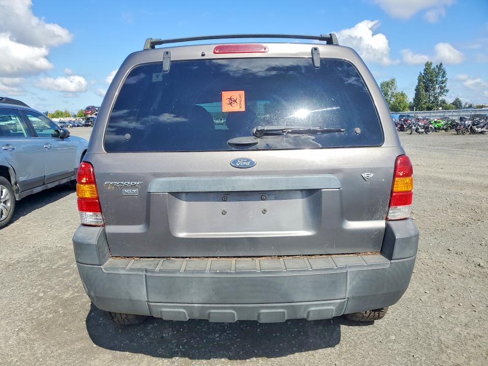 67681606 :رقم المزاد ، 1FMYU93196KA28582 vin ، 2006 Ford Escape مزاد بيع