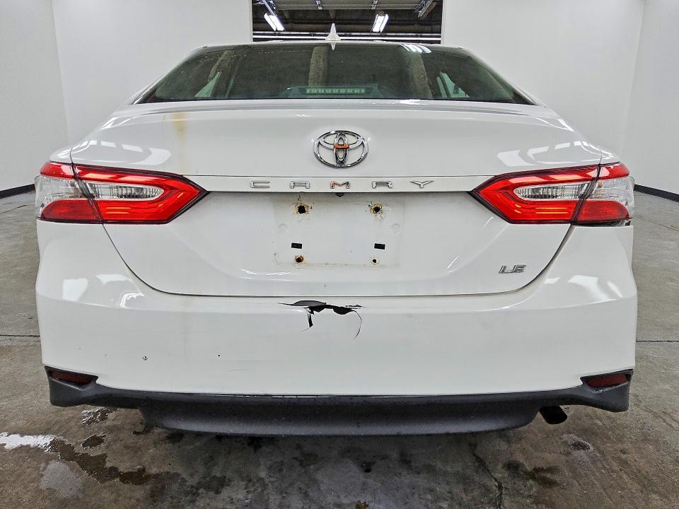 2019 Toyota Camry მანქანა იყიდება აუქციონზე, vin: 4T1B11HK1KU256950, აუქციონის ნომერი: 65808036
