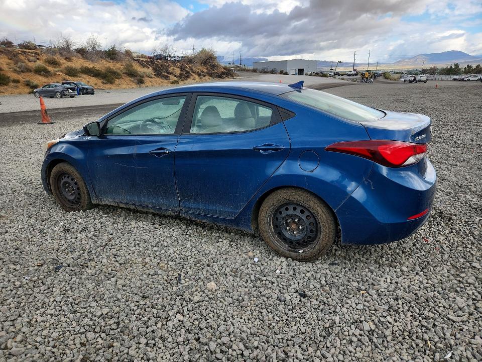 Продажа на аукционе авто 2015 Hyundai Elantra, vin: KMHDH4AE0FU348423, номер лота: 67193456
