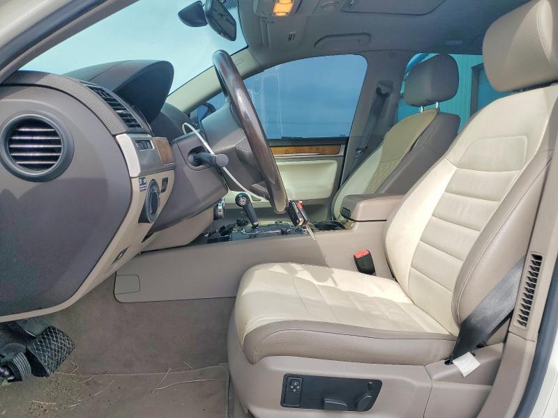 Продаж на аукціоні авто 2010 Volkswagen Touareg, vin: WVGAK7A93AD003419, номер лоту: 70564376