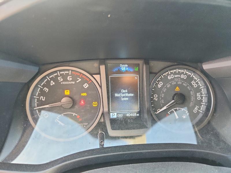 67631986 :رقم المزاد ، 3TYCZ5AN1NT092982 vin ، 2022 Toyota Tacoma مزاد بيع