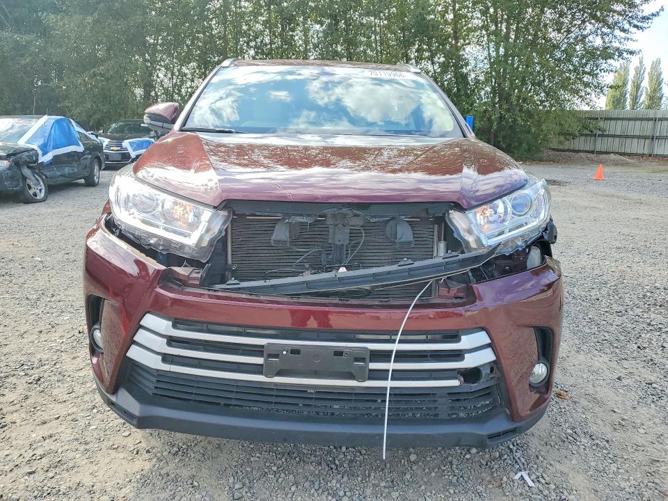 Продажа на аукционе авто 2018 Toyota Highlander, vin: 5TDJZRFH2JS844924, номер лота: 70119966