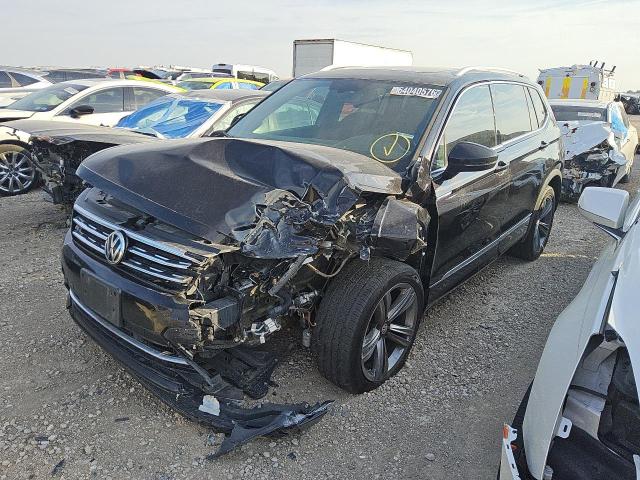 64040576 :رقم المزاد ، 3VV3B7AX7JM196546 vin ، 2018 Volkswagen Tiguan مزاد بيع