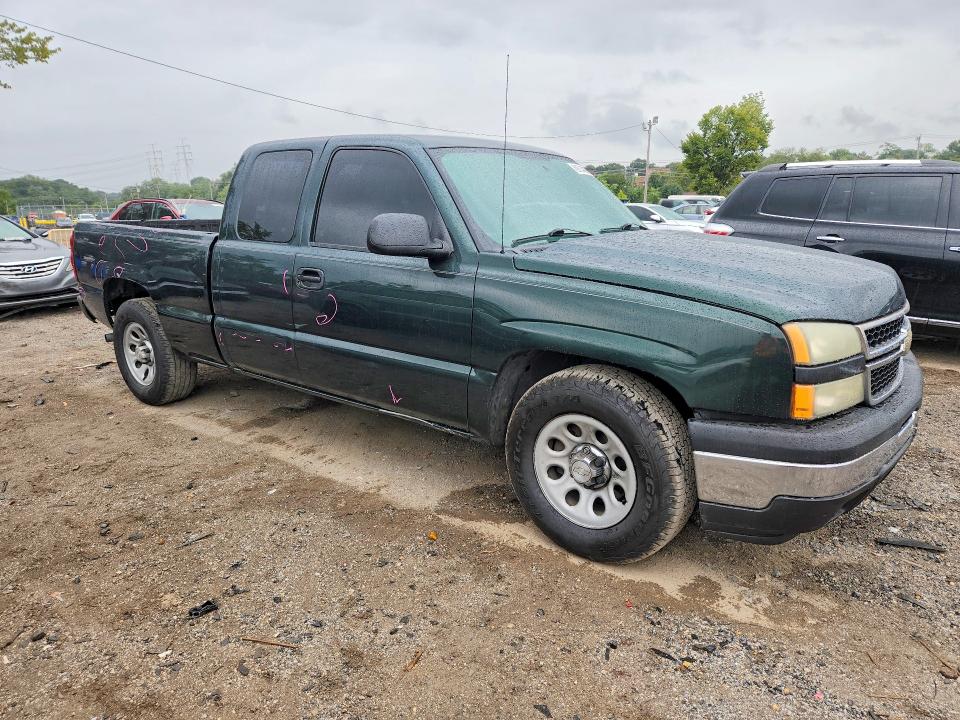 Продажа на аукционе авто 2007 Chevrolet Silverado, vin: 1GCEC19V17Z131557, номер лота: 69574026