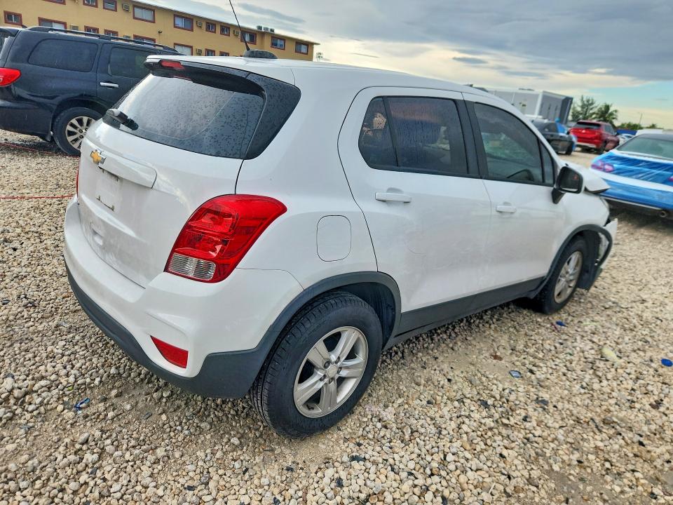 Продажа на аукционе авто 2019 Chevrolet Trax, vin: 3GNCJKSB9KL251813, номер лота: 69373646