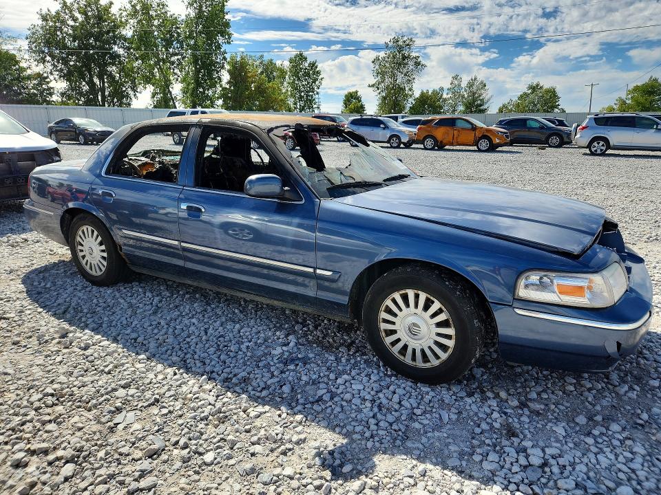 70153216 :رقم المزاد ، 2MEFM75V38X609994 vin ، 2008 Mercury Grand Marquis مزاد بيع
