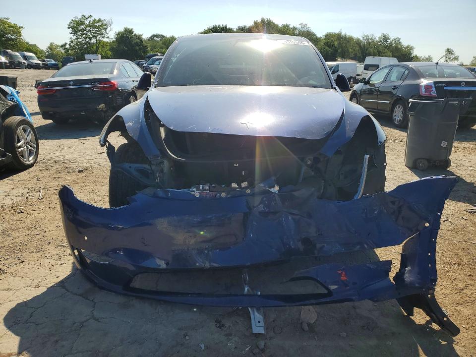 68912596 :رقم المزاد ، 5YJYGDEE0MF129647 vin ، 2021 Tesla Model Y مزاد بيع