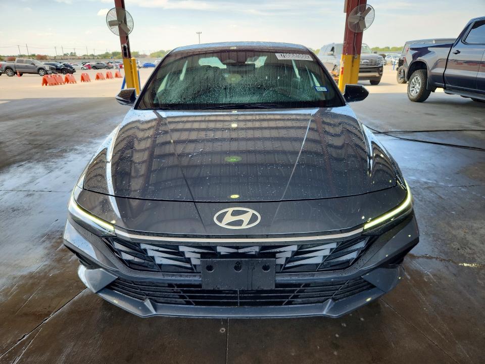 70068986 :رقم المزاد ، KMHLM4DG5TU218041 vin ، 2026 Hyundai Elantra مزاد بيع