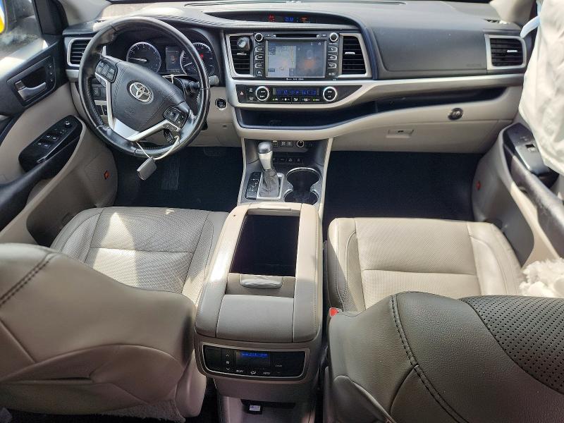 67045056 :رقم المزاد ، 5TDDZRFH6HS370791 vin ، 2017 Toyota Highlander مزاد بيع