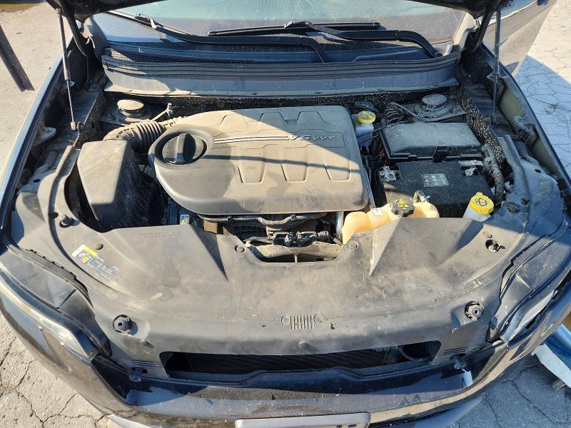 67709216 :رقم المزاد ، 1C4PJMDX5KD354067 vin ، 2019 Jeep Cherokee مزاد بيع