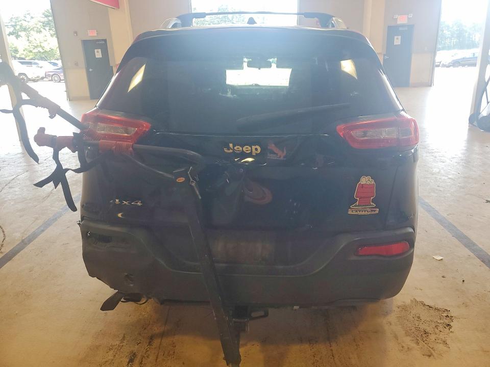 2017 Jeep Cherokee მანქანა იყიდება აუქციონზე, vin: 1C4PJMCB8HW600628, აუქციონის ნომერი: 68252176