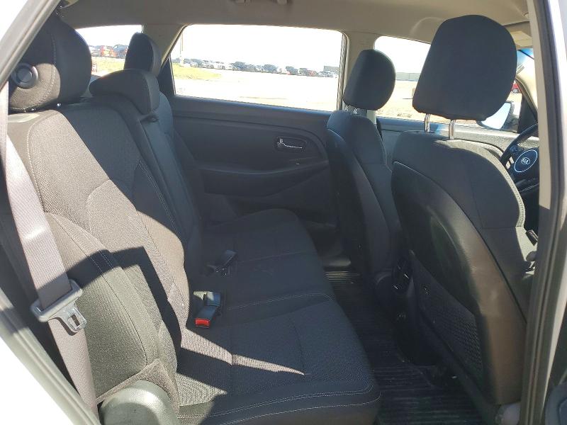Продаж на аукціоні авто 2017 Kia Rondo, vin: KNAHT8A3XH7180329, номер лоту: 69527386