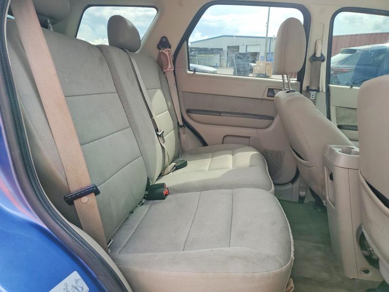 2010 Ford Escape მანქანა იყიდება აუქციონზე, vin: 1FMCU0DG9AKB89905, აუქციონის ნომერი: 68221786