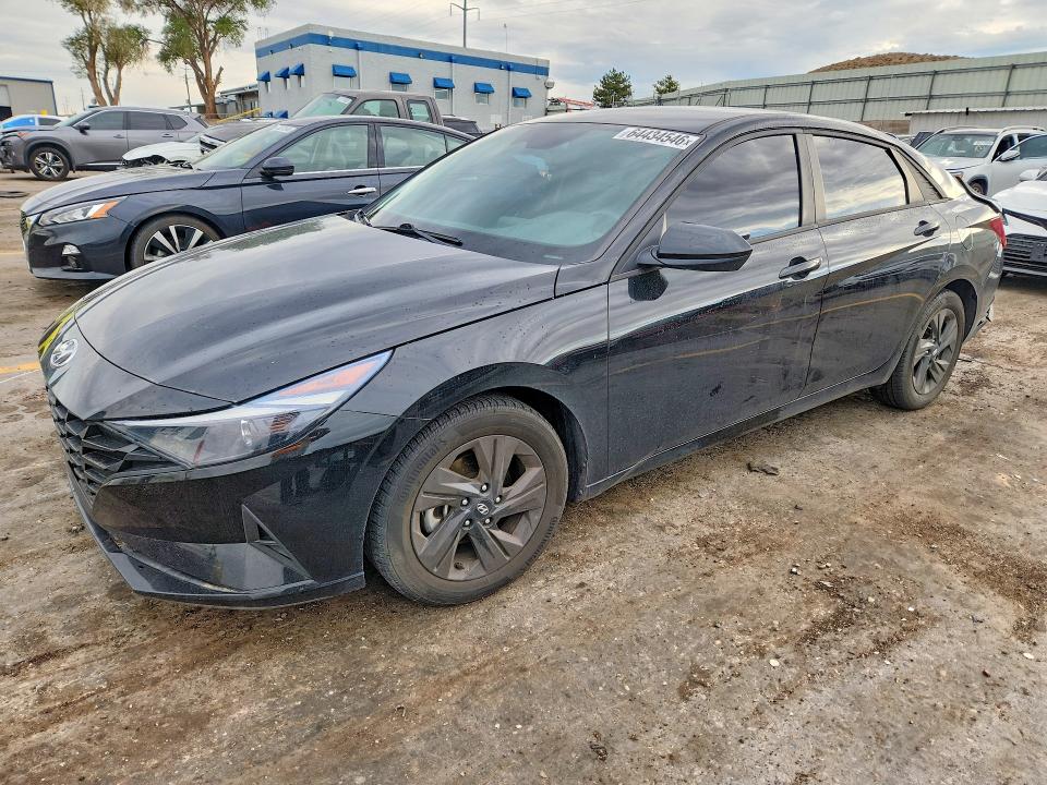 64434546 :رقم المزاد ، 5NPLS4AG9NH054255 vin ، 2022 Hyundai Elantra مزاد بيع