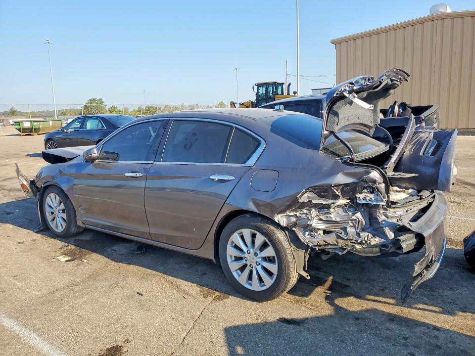 2015 Honda Accord მანქანა იყიდება აუქციონზე, vin: 1HGCR3F92FA034262, აუქციონის ნომერი: 67522296