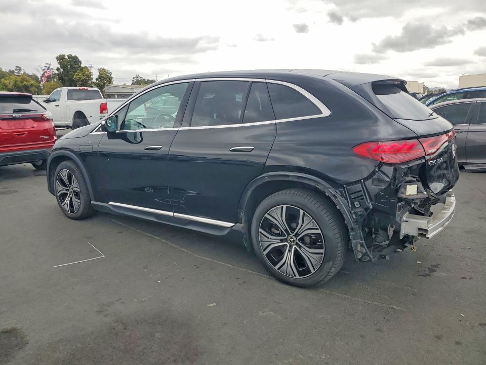 69224336 :رقم المزاد ، 4JGGM1CB1PA029996 vin ، 2023 Mercedes-benz Eqe Suv مزاد بيع
