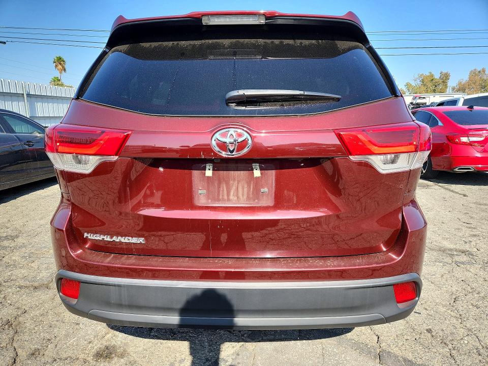 Продажа на аукционе авто 2019 Toyota Highlander, vin: 5TDZARFH9KS055004, номер лота: 68619986