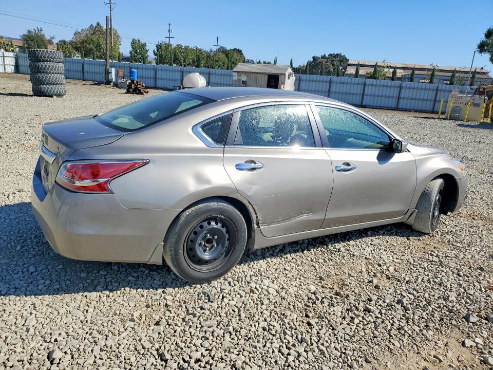 69351446 :رقم المزاد ، 1N4AL3AP6FC236691 vin ، 2015 Nissan Altima مزاد بيع
