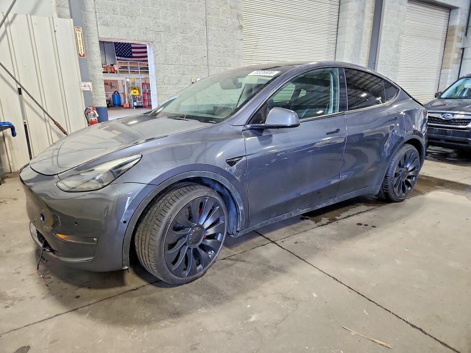 2022 Tesla Model Y მანქანა იყიდება აუქციონზე, vin: 7SAYGDEF4NF462981, აუქციონის ნომერი: 70326906