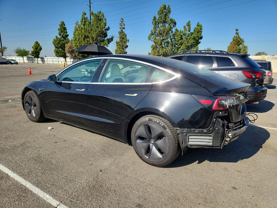 Продажа на аукционе авто 2018 Tesla Model 3, vin: 5YJ3E1EA4JF166305, номер лота: 66709906