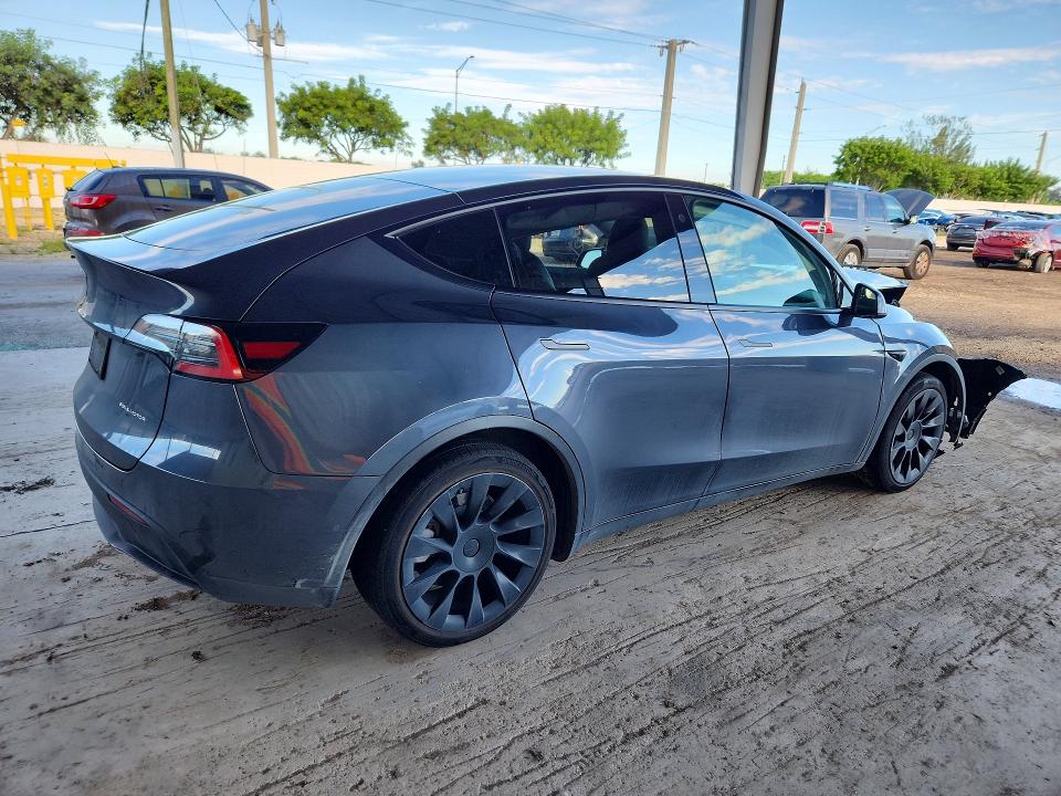 Продаж на аукціоні авто 2021 Tesla Model Y, vin: 5YJYGDEE1MF111478, номер лоту: 69294576
