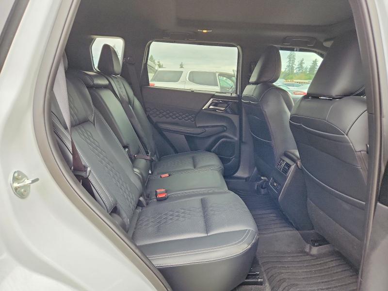 Продаж на аукціоні авто 2025 Mitsubishi Outlander, vin: JA4T5WA98SZ048658, номер лоту: 67318716