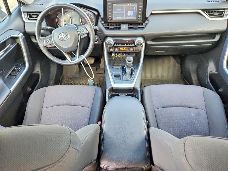 69682926 :رقم المزاد ، 2T3P1RFV8KC026106 vin ، 2019 Toyota Rav4 مزاد بيع