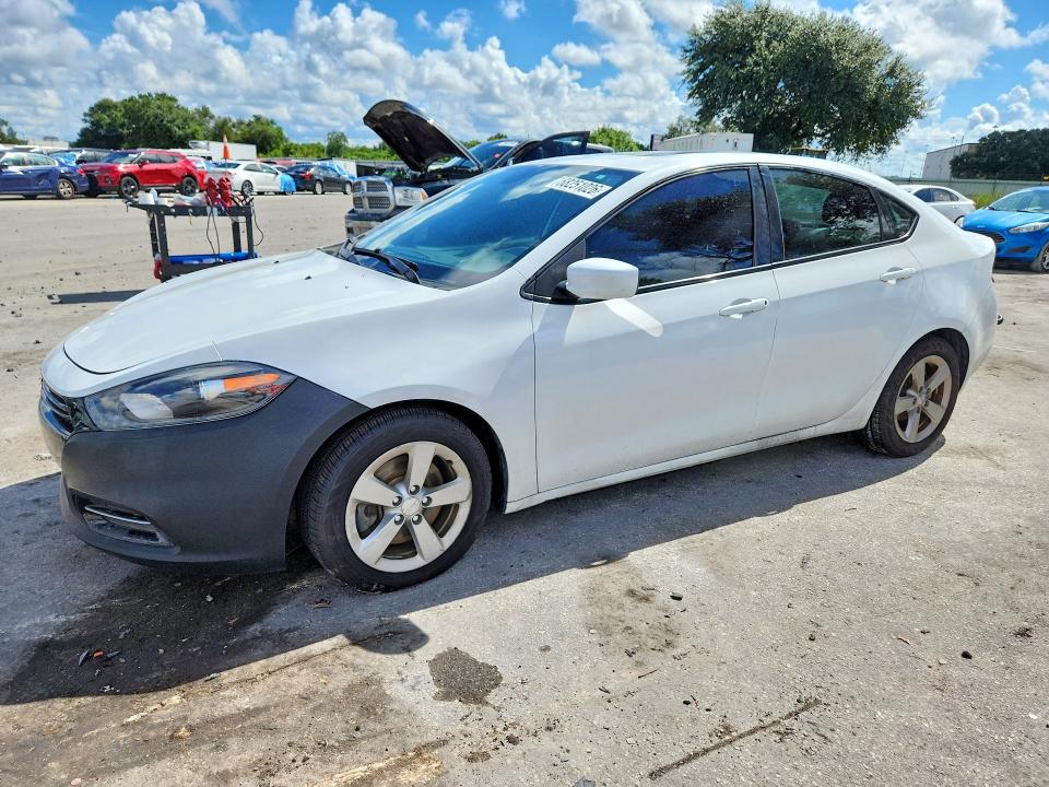 68251026 :رقم المزاد ، 1C3CDFBB0FD141708 vin ، 2015 Dodge Dart مزاد بيع