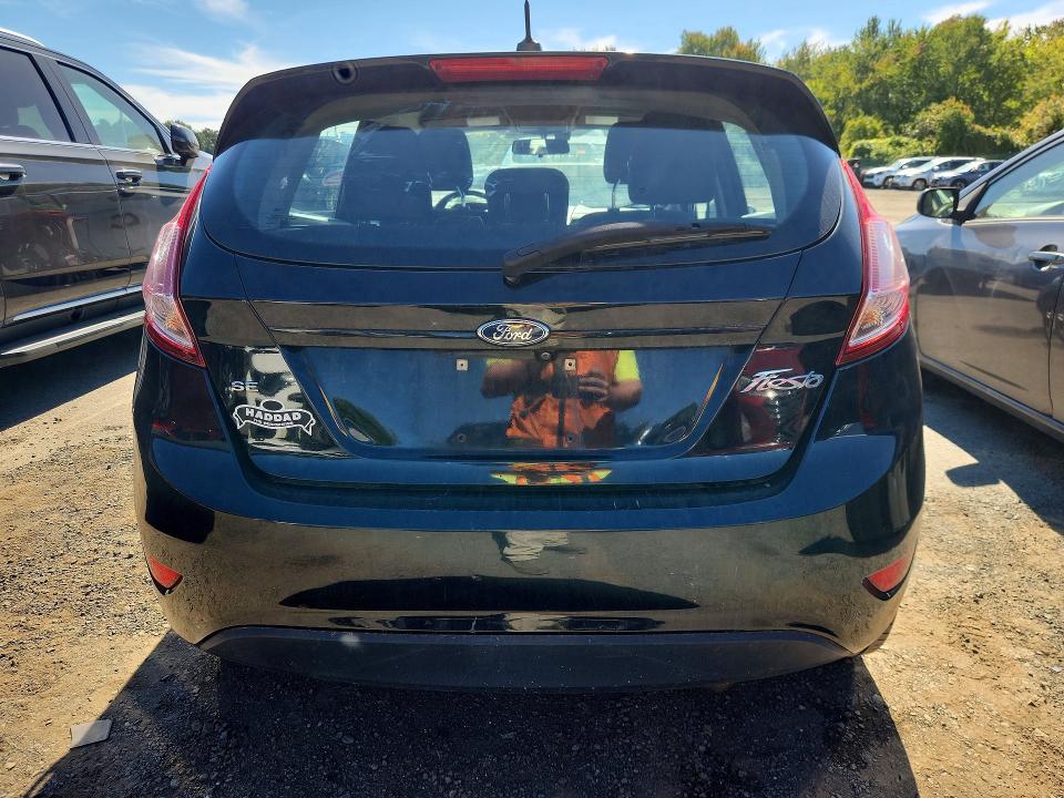 70500246 :رقم المزاد ، 3FADP4EJXKM157157 vin ، 2019 Ford Fiesta مزاد بيع