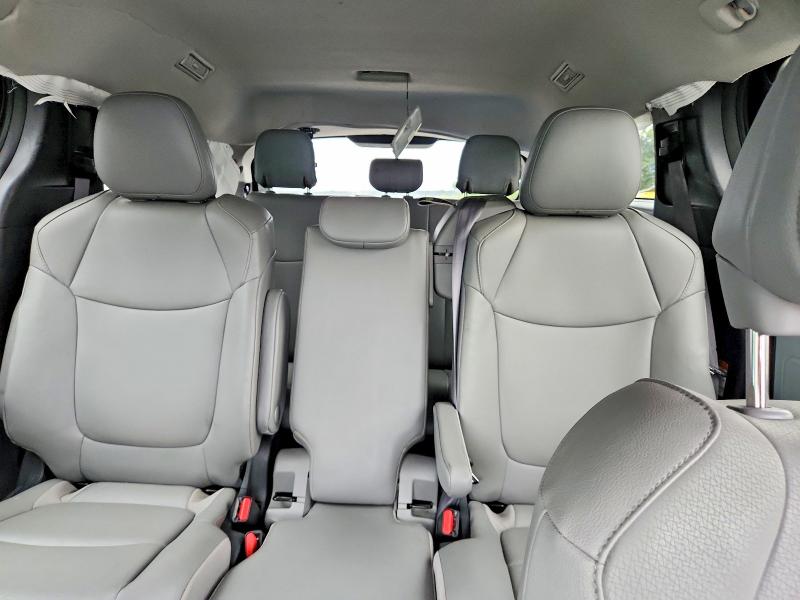 Продаж на аукціоні авто 2025 Toyota Sienna, vin: 5TDYRKEC6SS242010, номер лоту: 68401416