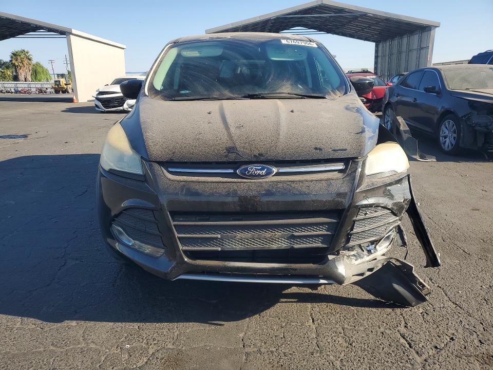 2015 Ford Escape მანქანა იყიდება აუქციონზე, vin: 1FMCU0GX7FUC27042, აუქციონის ნომერი: 67697906