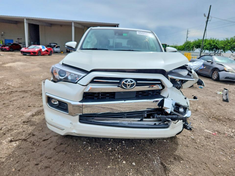 69495906 :رقم المزاد ، JTEKU5JR5P6181378 vin ، 2023 Toyota 4runner مزاد بيع