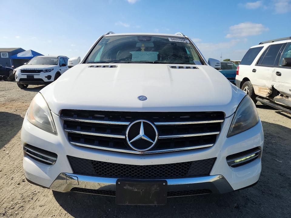 68694206 :رقم المزاد ، 4JGDA5HB7EA285102 vin ، 2014 Mercedes-benz Ml مزاد بيع