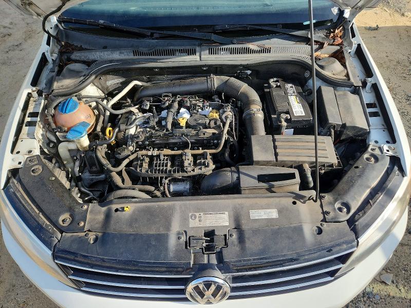 68295316 :رقم المزاد ، 3VWD17AJ7GM240455 vin ، 2016 Volkswagen Jetta مزاد بيع
