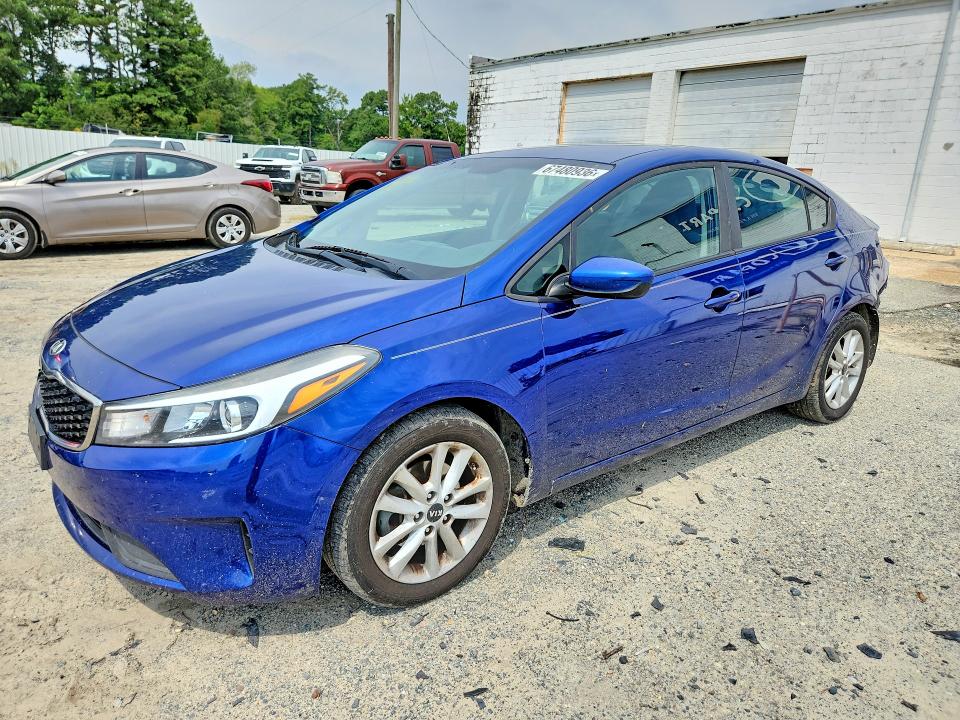 67480936 :رقم المزاد ، 3KPFL4A72HE018846 vin ، 2017 Kia Forte مزاد بيع
