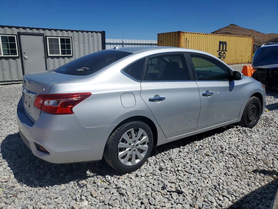 Aukcja sprzedaży 2017 Nissan Sentra, vin: 3N1AB7AP2HL667561, numer aukcji: 69233966