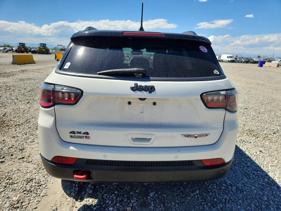 67143186 :رقم المزاد ، 3C4NJDDB1MT589008 vin ، 2021 Jeep Compass مزاد بيع