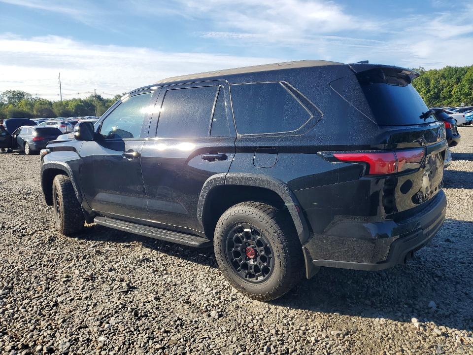 67777416 :رقم المزاد ، 7SVAAABA0PX013464 vin ، 2023 Toyota Sequoia مزاد بيع