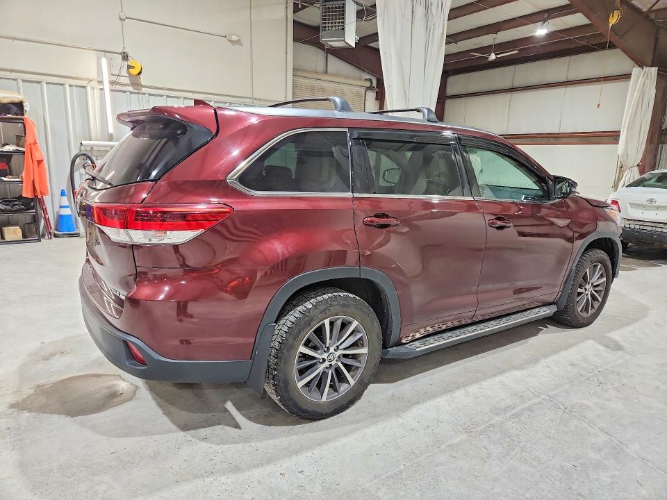 Aukcja sprzedaży 2018 Toyota Highlander, vin: 5TDJZRFH6JS812123, numer aukcji: 68738666