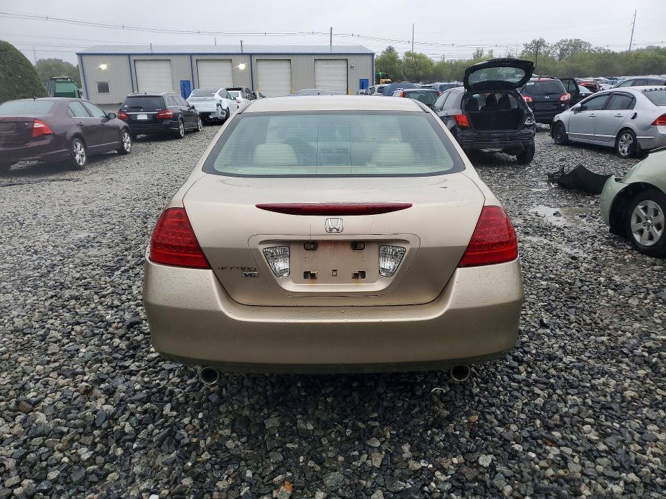 2006 Honda Accord მანქანა იყიდება აუქციონზე, vin: 1HGCM66386A041020, აუქციონის ნომერი: 70164116