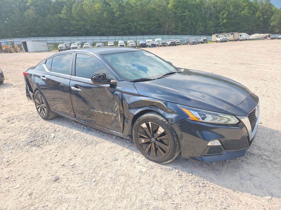 Продажа на аукционе авто 2022 Nissan Altima, vin: 1N4BL4DV8NN320311, номер лота: 67690406