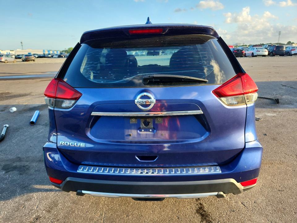69104456 :رقم المزاد ، JN8AT2MT9HW137429 vin ، 2017 Nissan Rogue مزاد بيع