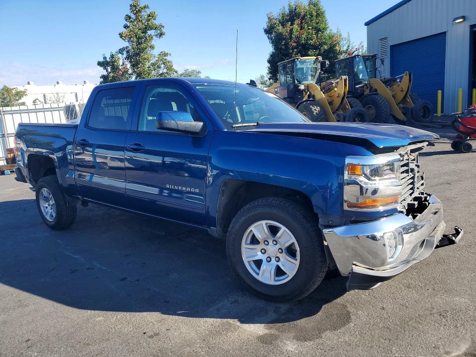 67607876 :رقم المزاد ، 3GCUCRER8JG309894 vin ، 2018 Chevrolet Silverado مزاد بيع