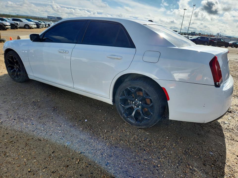 Продаж на аукціоні авто 2016 Chrysler 300, vin: 2C3CCABG4GH231434, номер лоту: 67430556