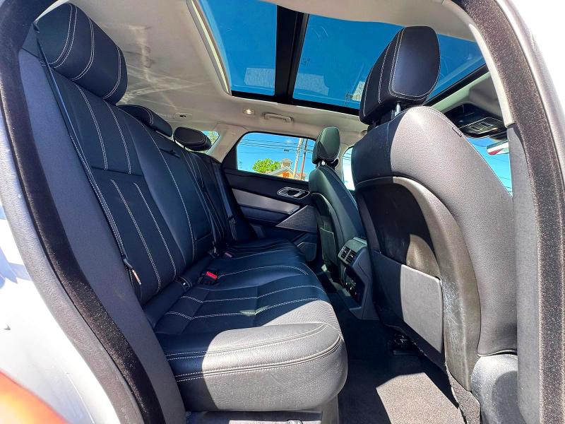 Продажа на аукционе авто 2018 Land Rover Range Rover Velar, vin: SALYB2RN1JA744198        , номер лота: 69296386