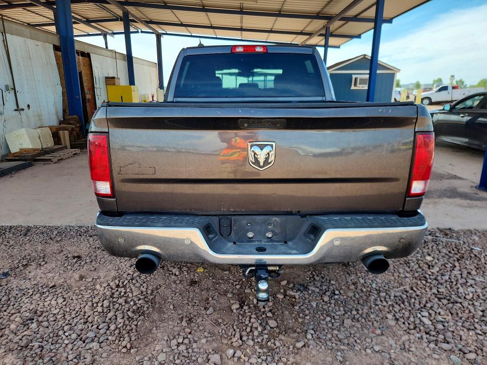 70188586 :رقم المزاد ، 1C6RR6LM1GS201815 vin ، 2016 Ram 1500 مزاد بيع