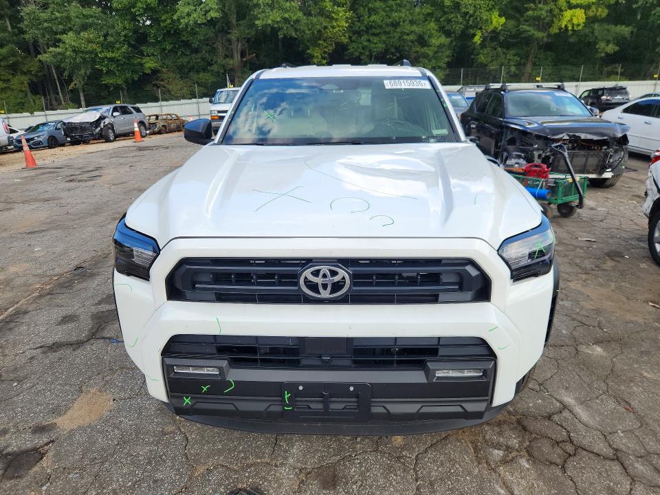 68915936 :رقم المزاد ، JTEVA5BR0S5063502 vin ، 2025 Toyota 4 Runner Sr5 مزاد بيع