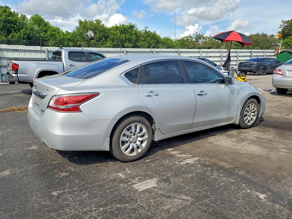 Продажа на аукционе авто 2014 Nissan Altima, vin: 1N4AL3AP8EN388880, номер лота: 69704196